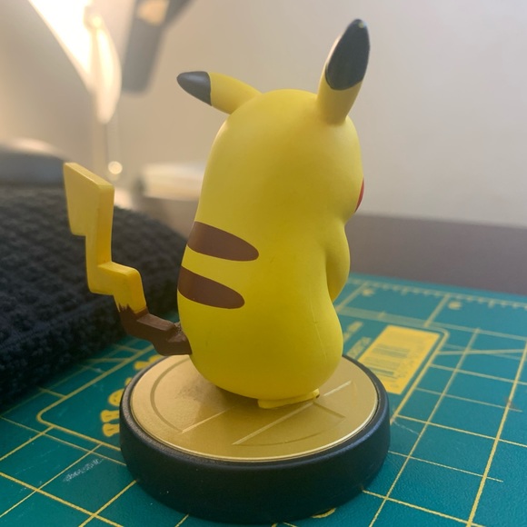 Pikachu Amiibo (Smash Brothers) - Good Condition / Pre-owned - Picture 3 of 3